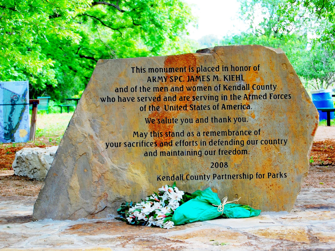 James Kiehl River Bend Park-Comfort必去景点