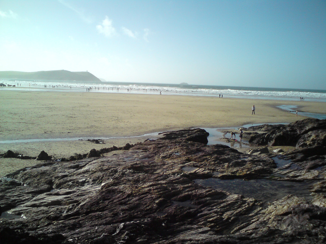 Polzeath Beach景点图片