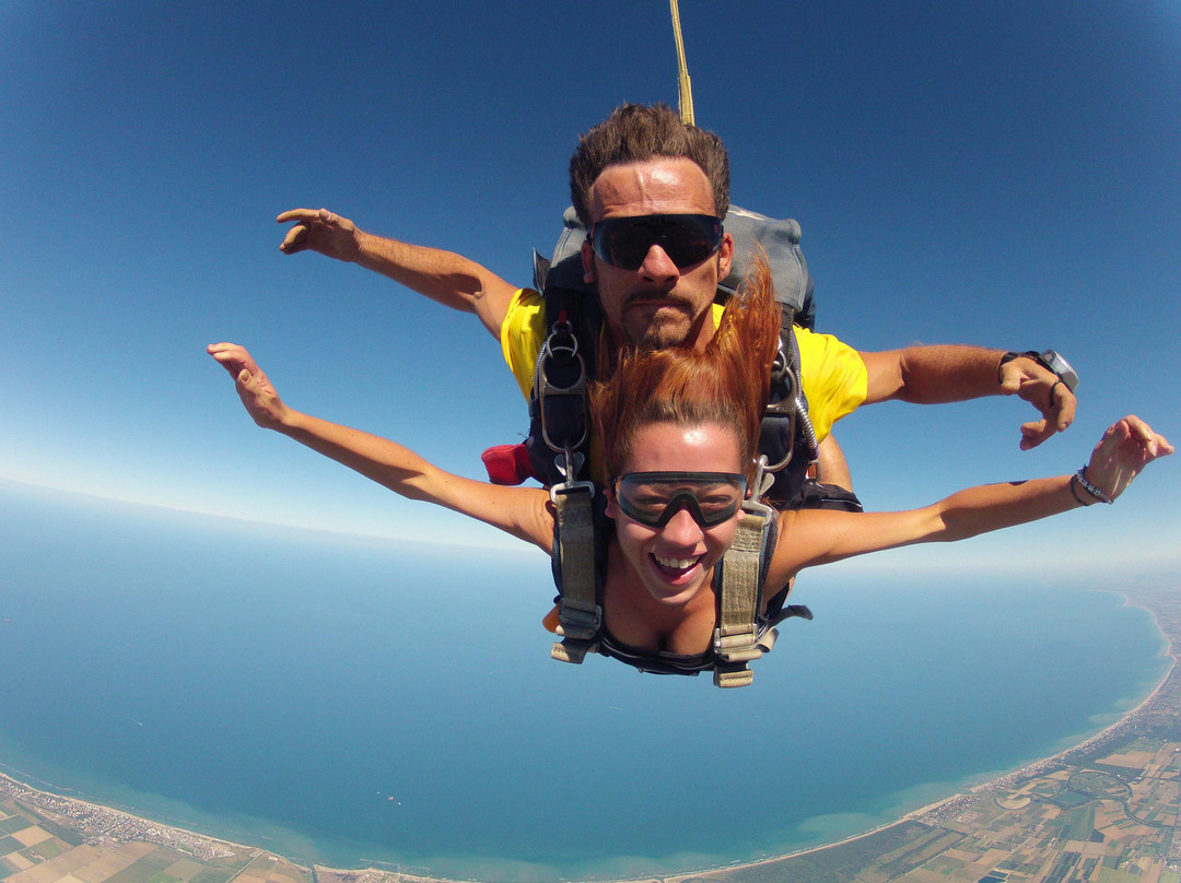 Skydive Pull Out Ravenna景点图片
