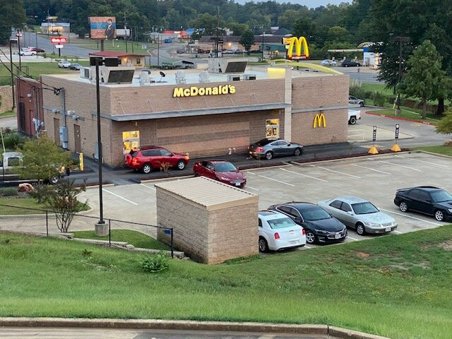 Alto餐馆和美食-McDonald's
