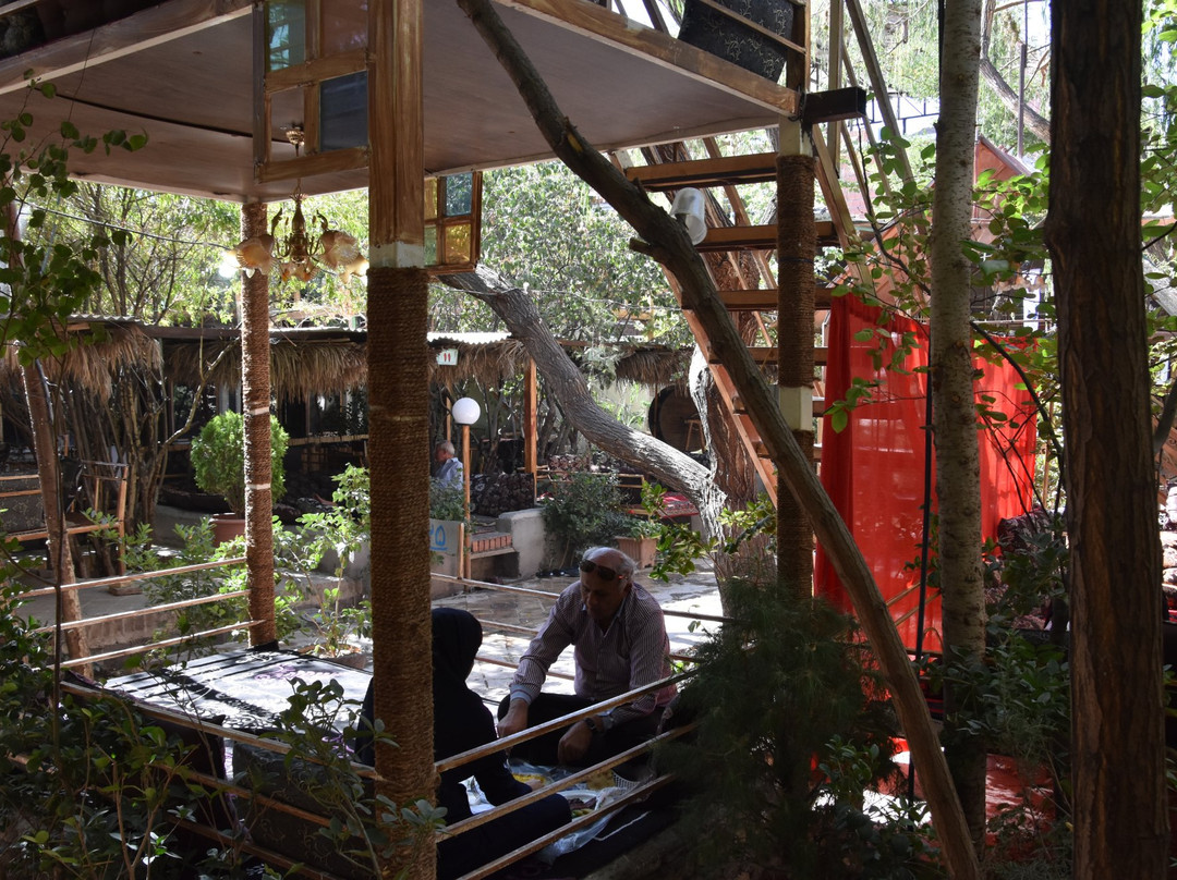 Mahan餐馆和美食-Tigaran Shabhaye Restaurant