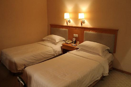 南京中山大厦主图