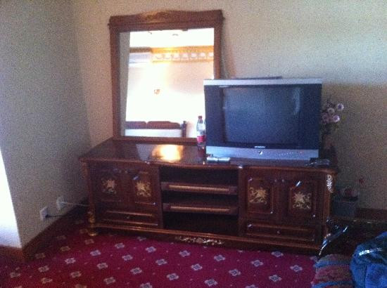 当雄白马酒店主图