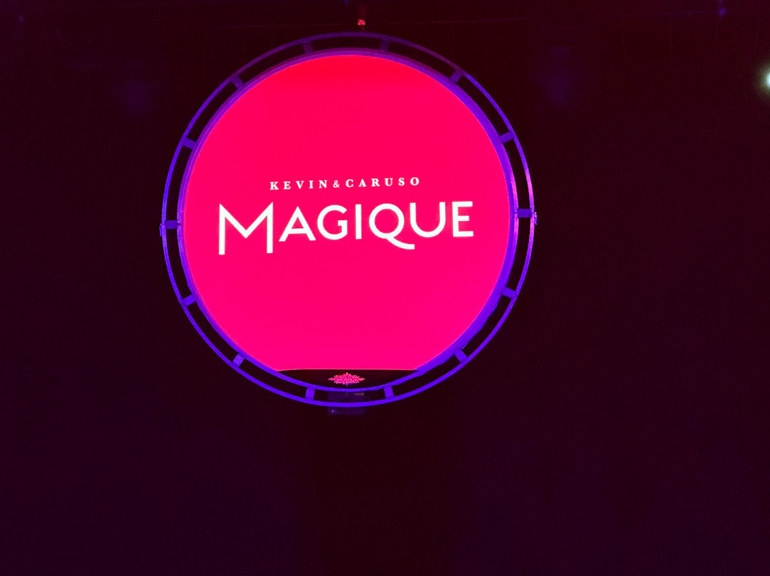 Magique at The Theatre景点图片