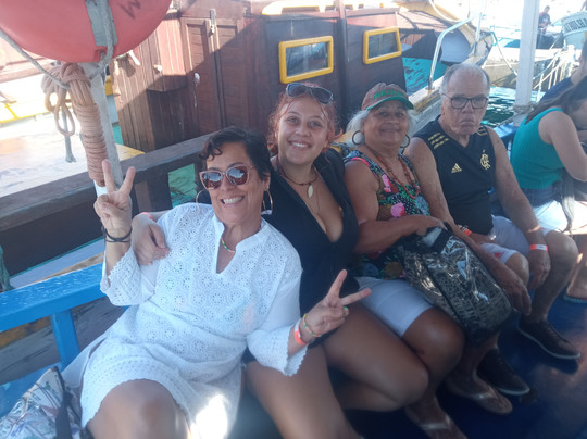 Aquaventura Tour-阿拉伊阿尔港必去景点