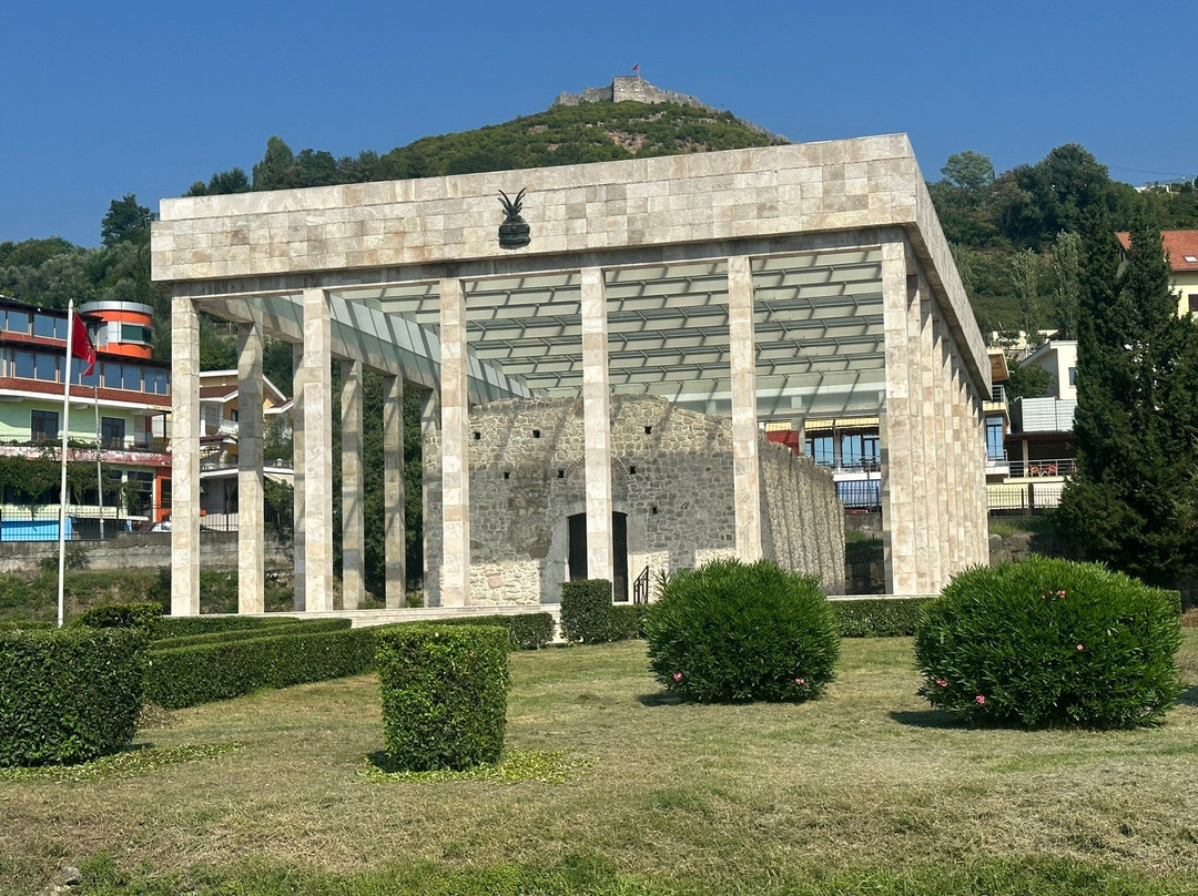 Skenderbeg Tomb-Lezhe必去景点
