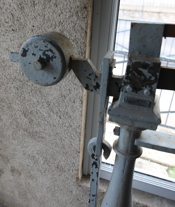 Poids public de Curtil-sous-Burnand-Curtil-sous-Burnand必去景点