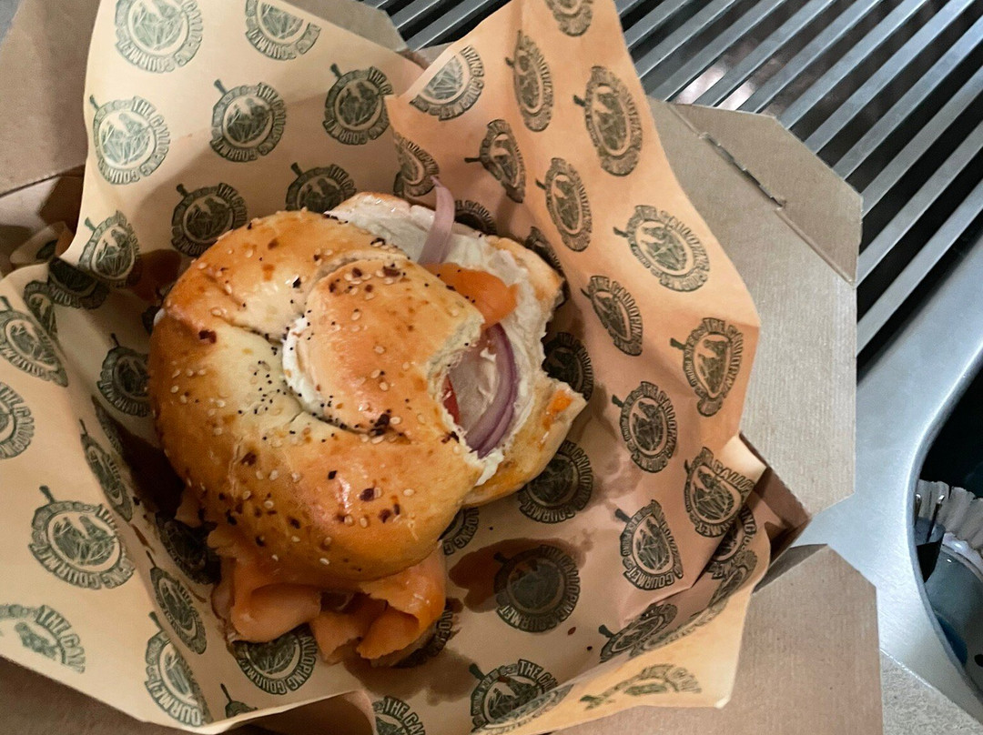 Black Prong Resort主图