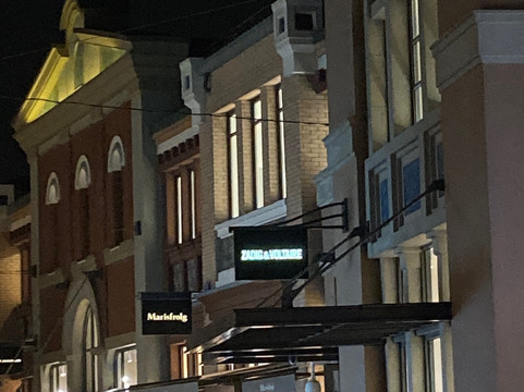 奕欧来苏州购物村-苏州市必去景点