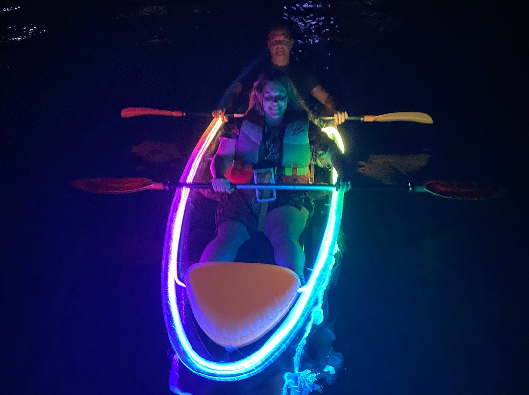 Sunset and GLO in our GLOW in the dark Kayak rental - $50 per person-多伦多必去景点