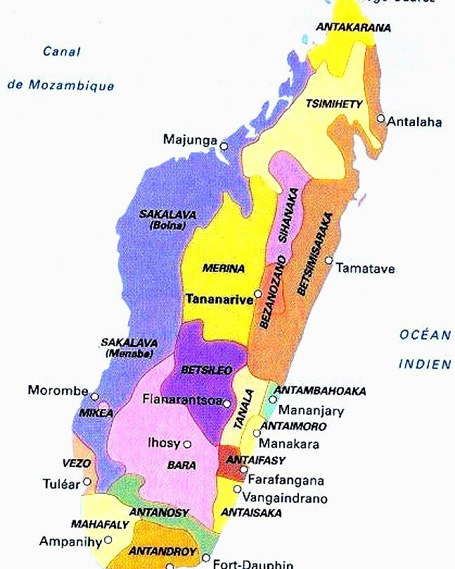 Fahaleovantena Tribes Monument景点图片