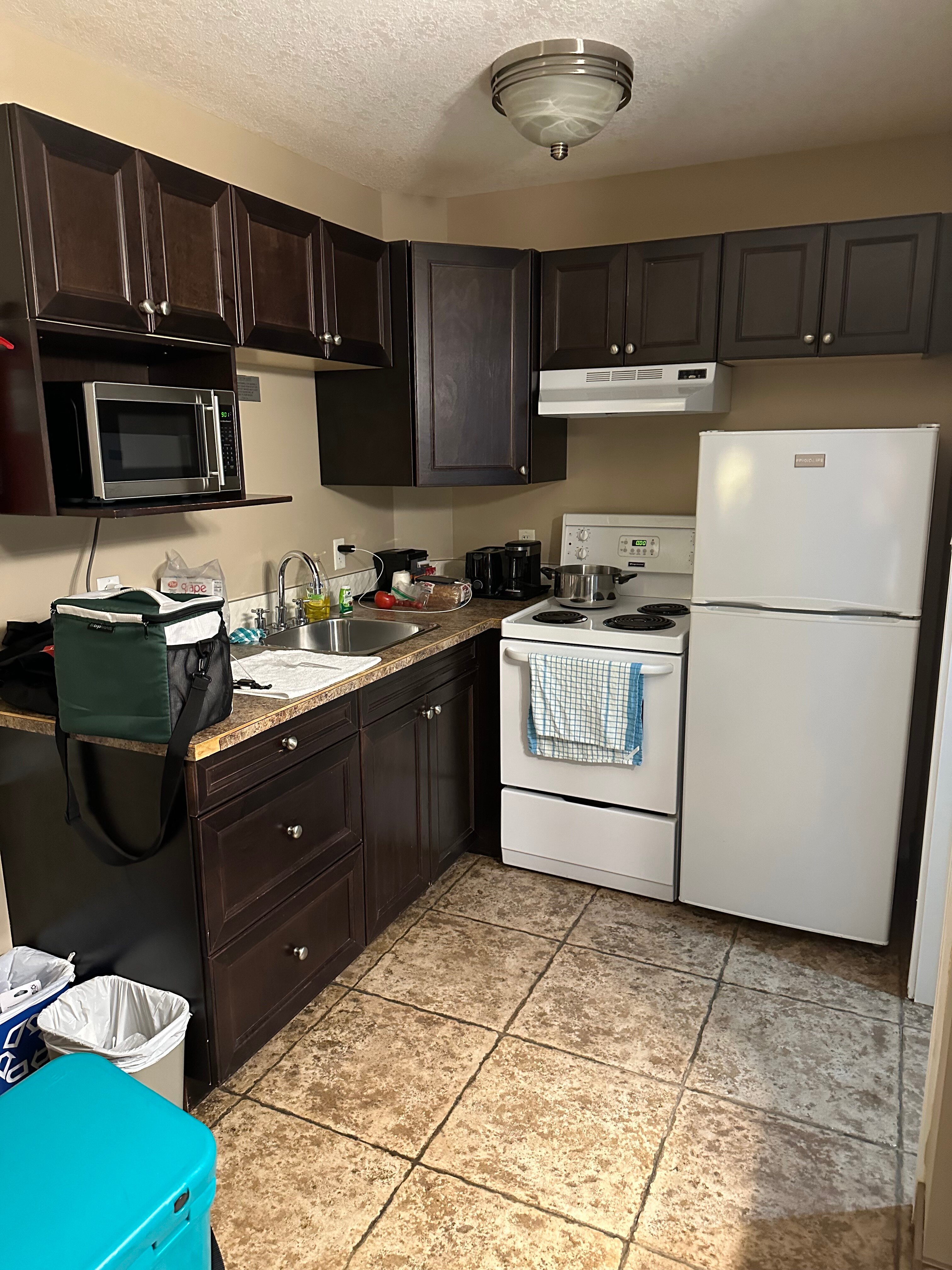 Super 8 by Fort McMurray-客卧