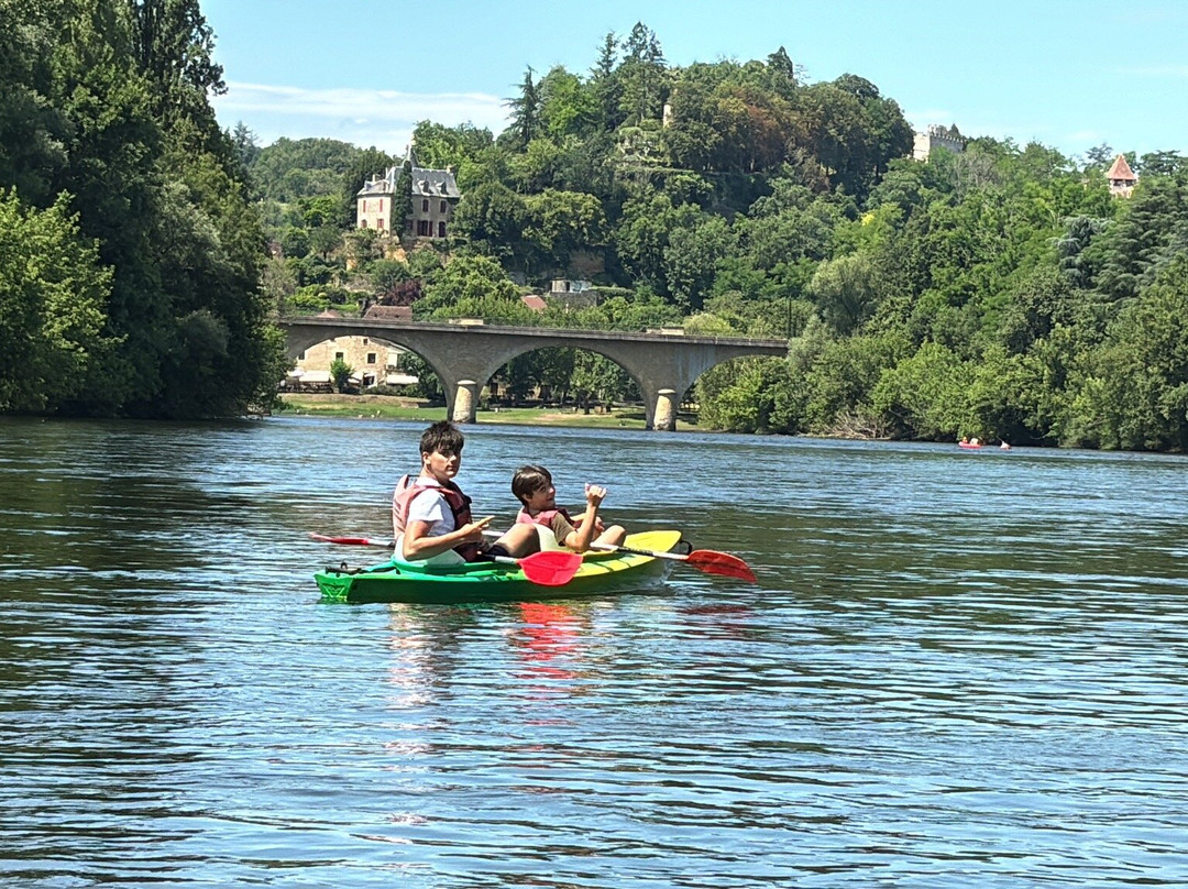 Canoe River - Day Tour景点图片