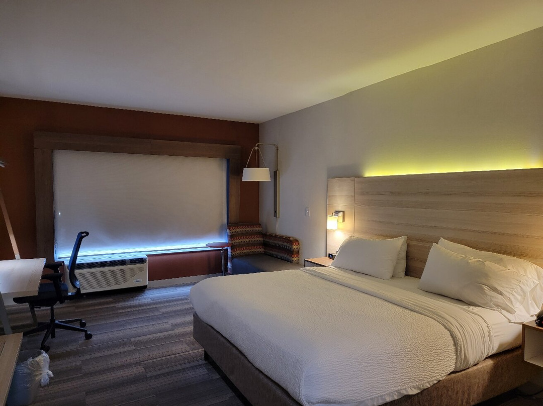 Holiday Inn Express & Suites Toledo South - Perrysburg by IHG主图