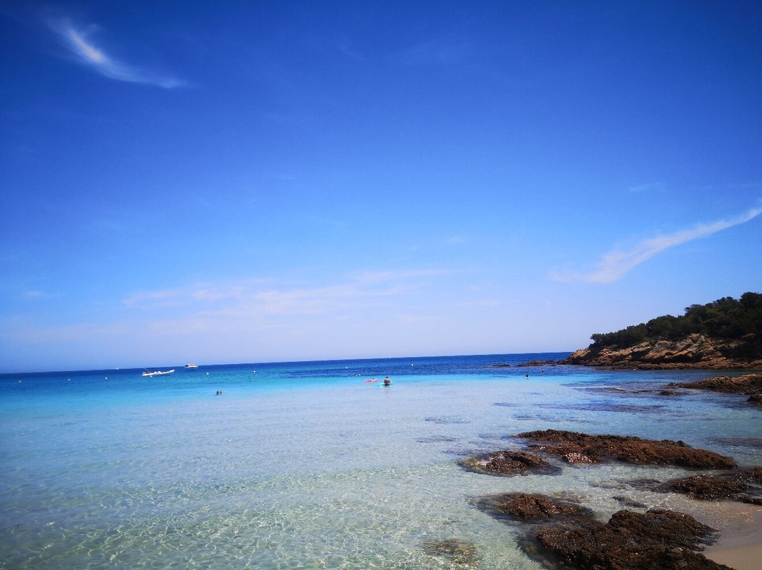 Plage de Carataggio-维琪奥港必去景点