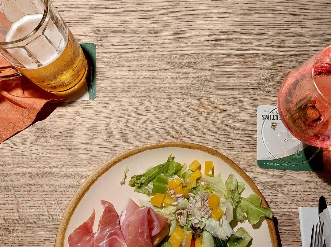 Hotel Niedersfeld主图