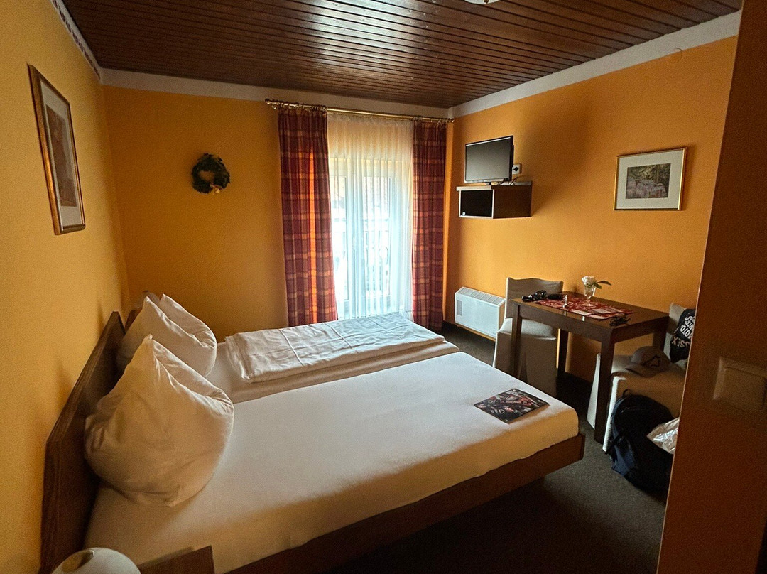 Garni Weisser Wolf主图