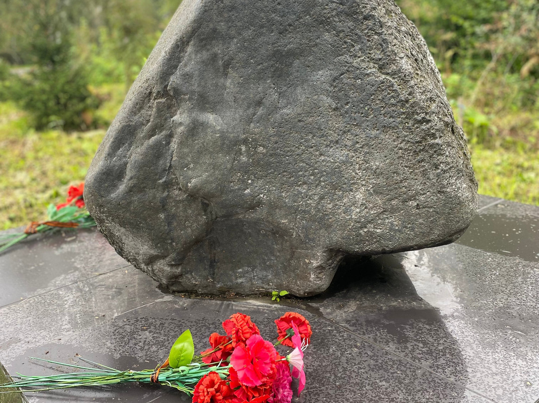 Memorial Stone to the Victims of Repression-Tutayev必去景点