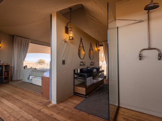 Wilderness Desert Rhino Camp主图