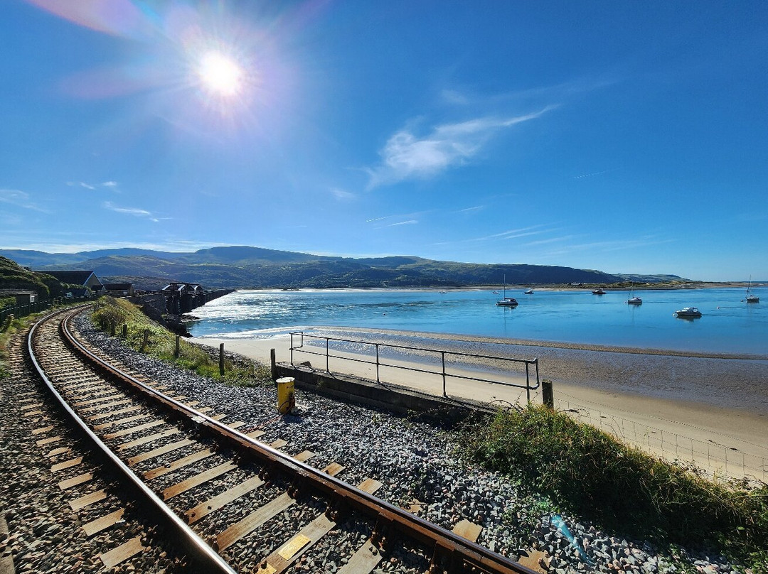 Barmouth Beach Club主图