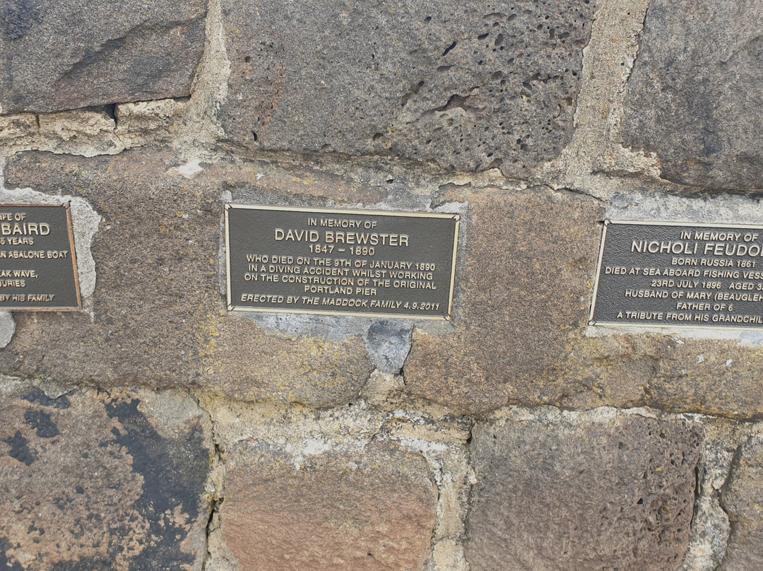 Seafarers Memorial Wall-波特兰必去景点