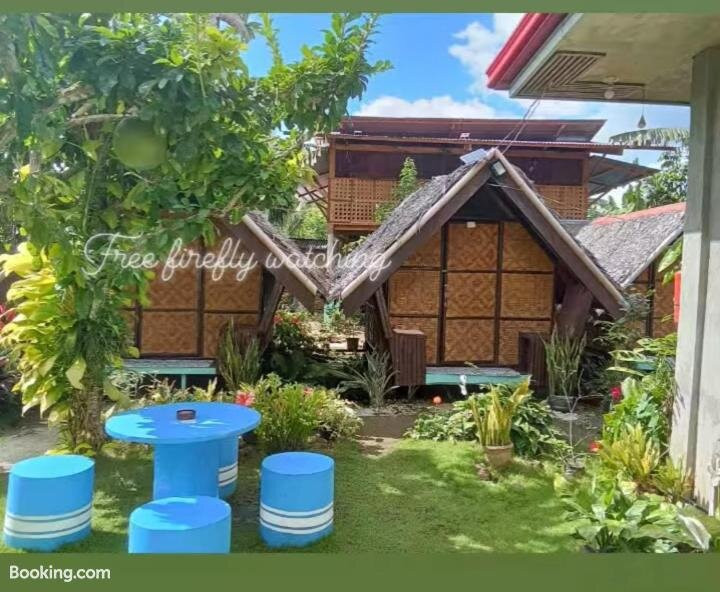 Lhoyjean Garden Hostel主图