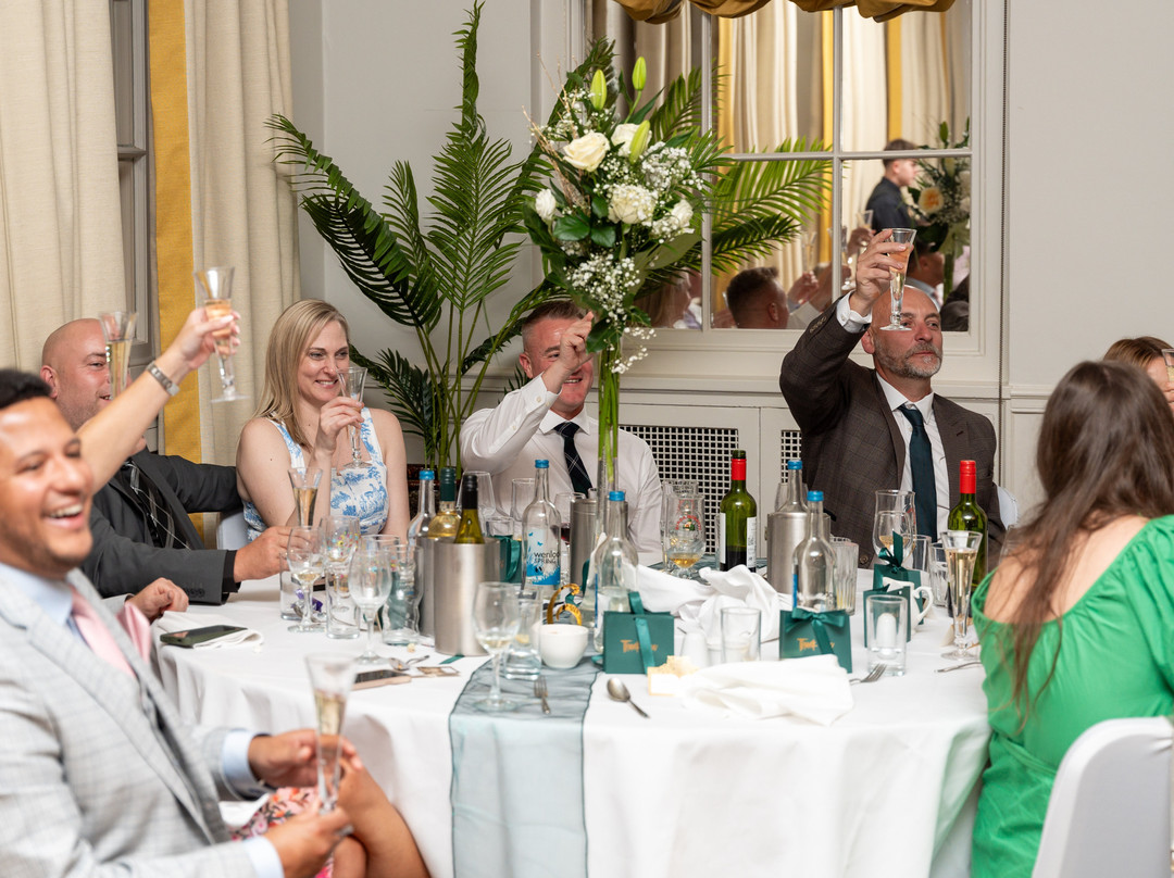 The White Hart Hotel主图