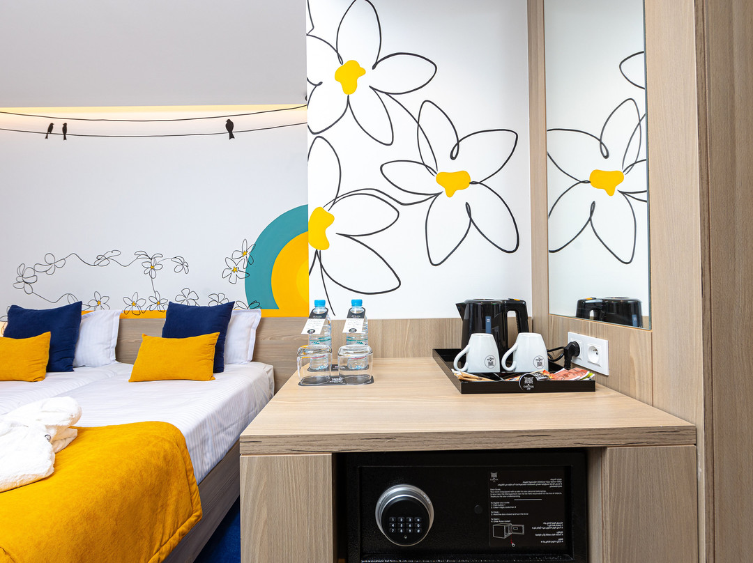 卡尔顿酒店主图