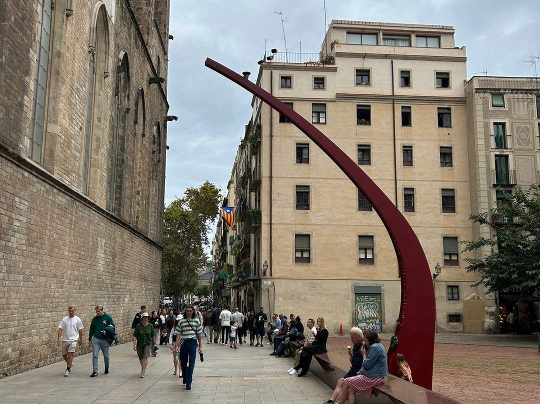 El Fossar de les Moreres-巴塞罗那必去景点