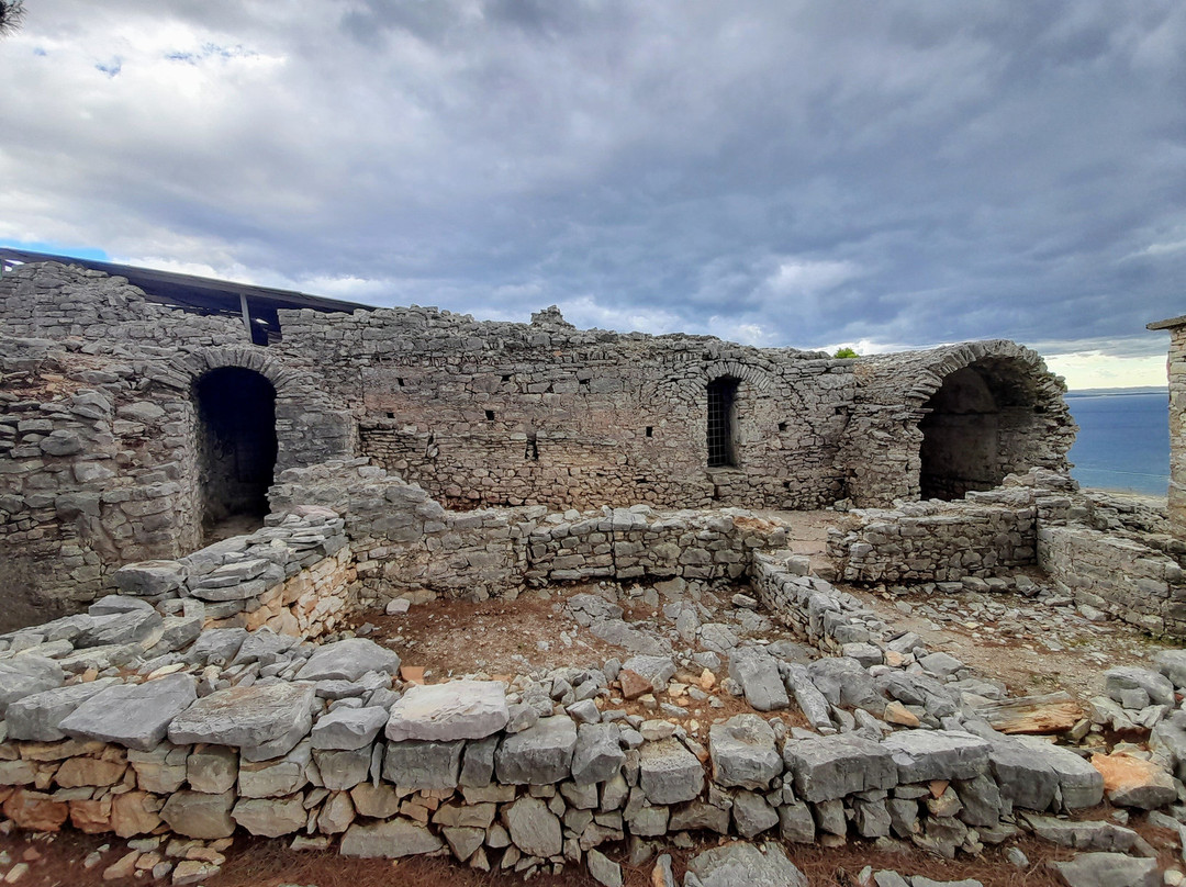 Monastery of 40 Saints-沙兰德必去景点