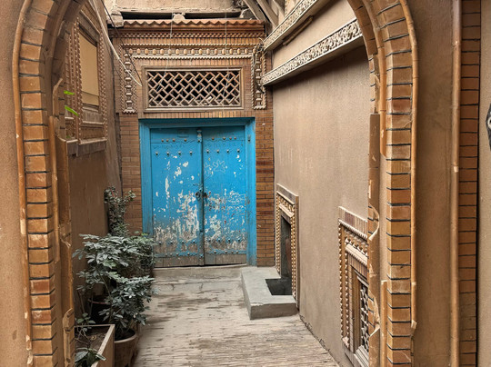 Silk Road Inn Tours-喀什市必去景点