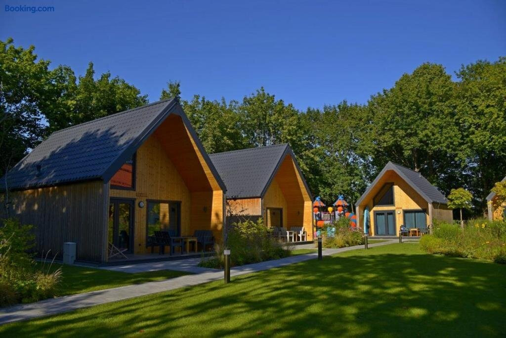Osrodek Wypoczynkowy Zapach Drewna Resort & Lake
