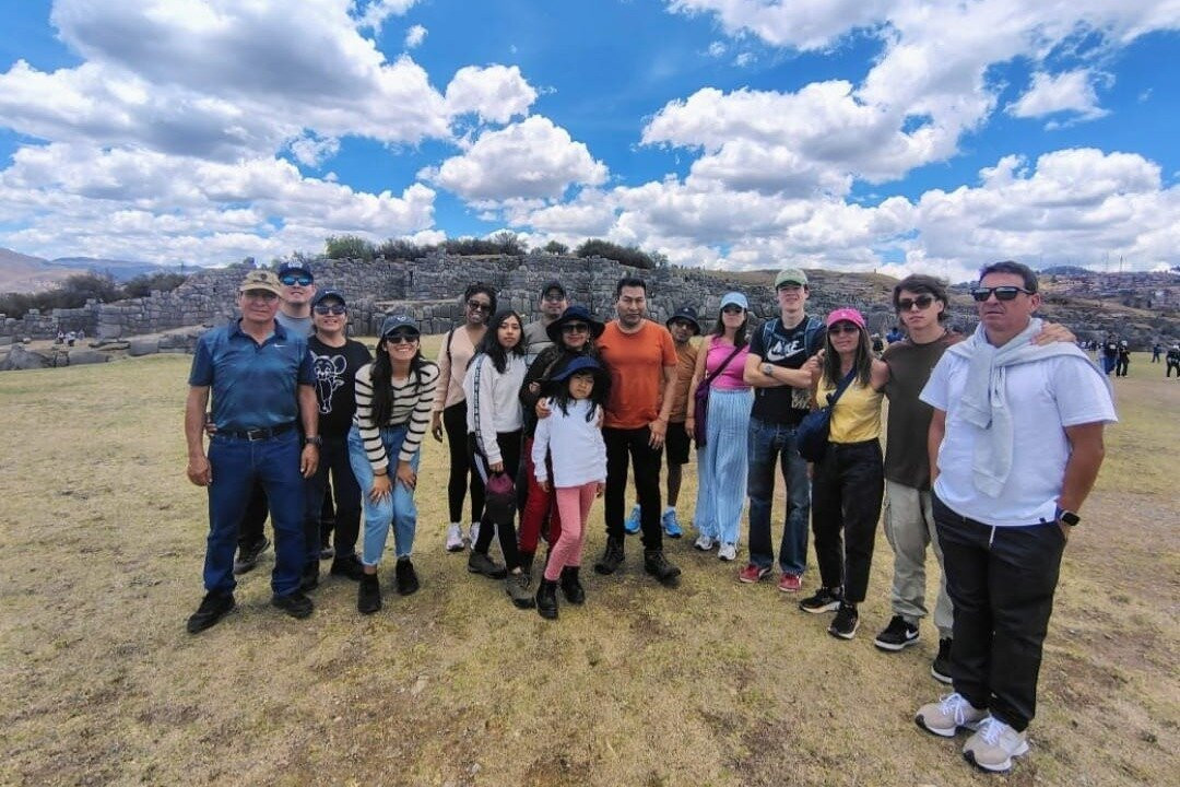 BOOKING TRAVEL QUECHUA