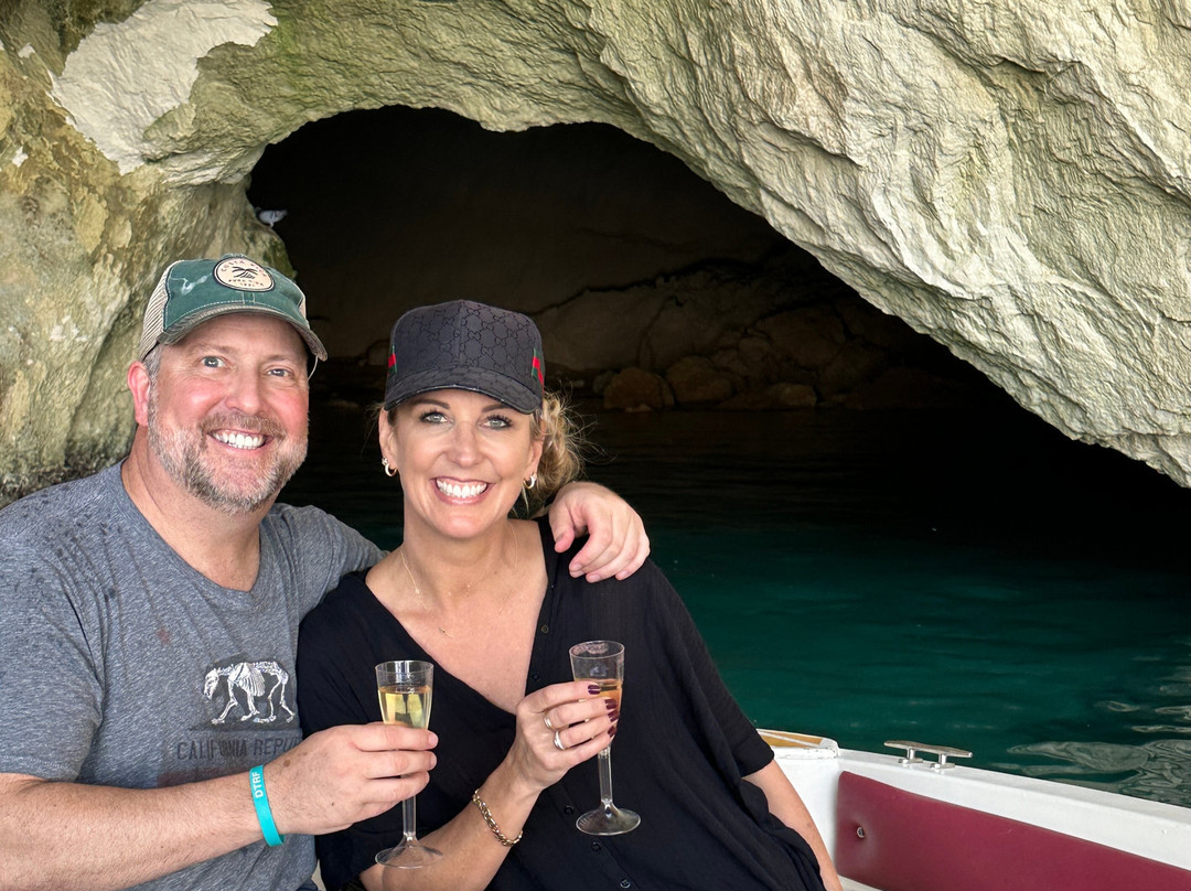 狄奥尼修斯王豪华套房酒店主图