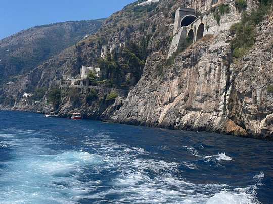 Petruccelli Sea Service-萨勒诺必去景点