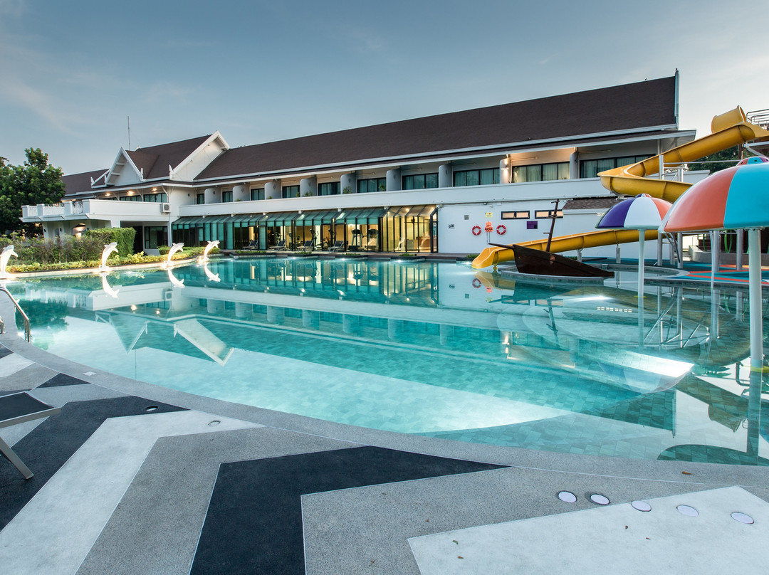 Bangsaen Heritage Hotel主图