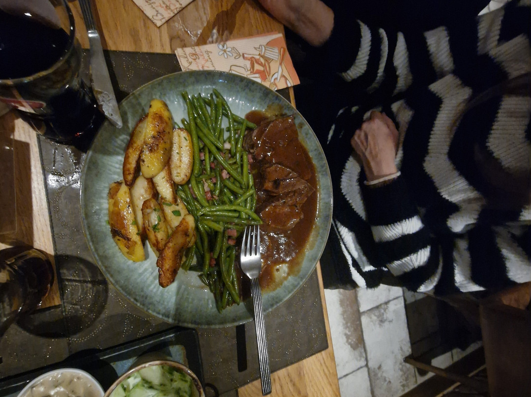 兰德宫伊登酒店主图