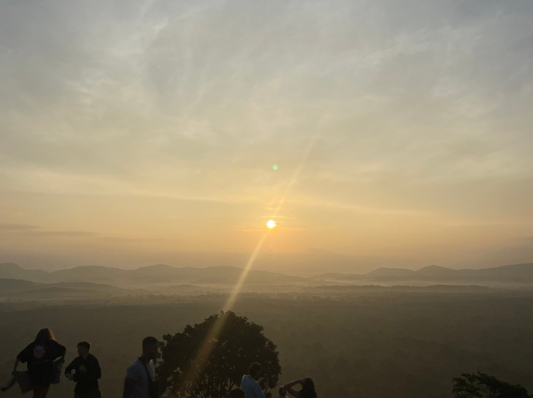 Apex Round Tours Sri lanka景点图片