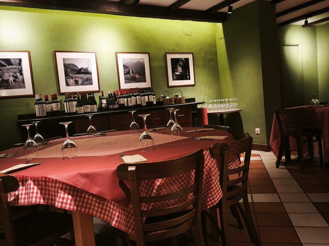 Hotel I Apartaments Vilagaros主图