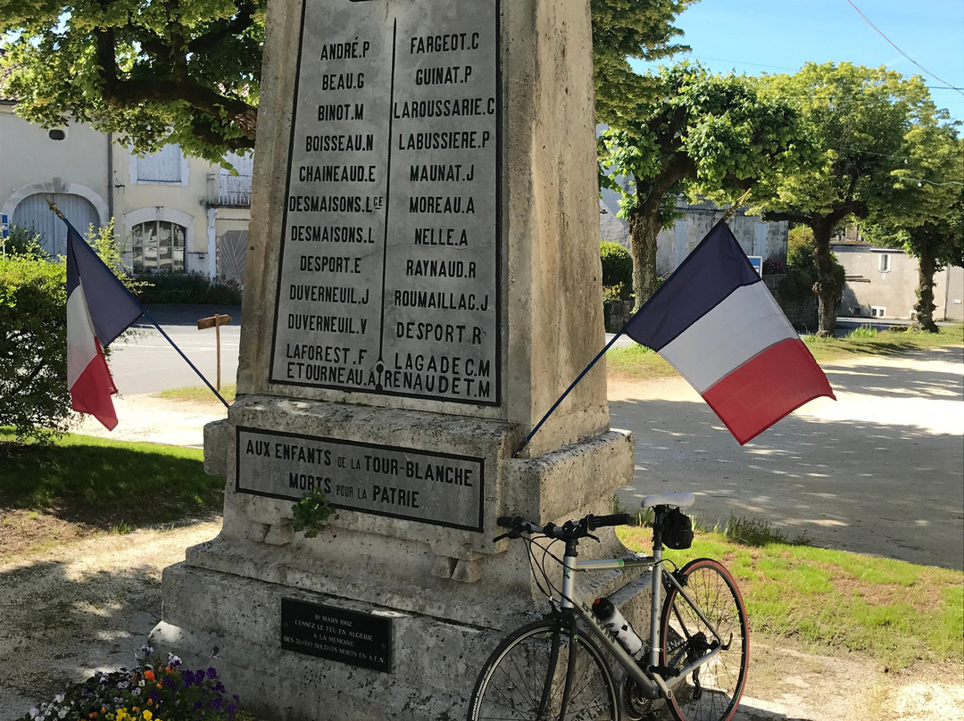Dordogne Cycling-Grand-Brassac必去景点