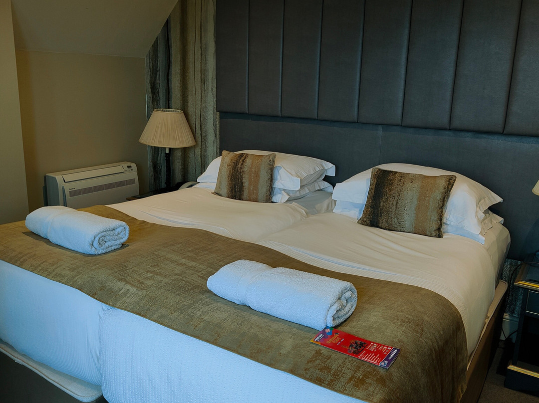 Burlington House Hotel主图