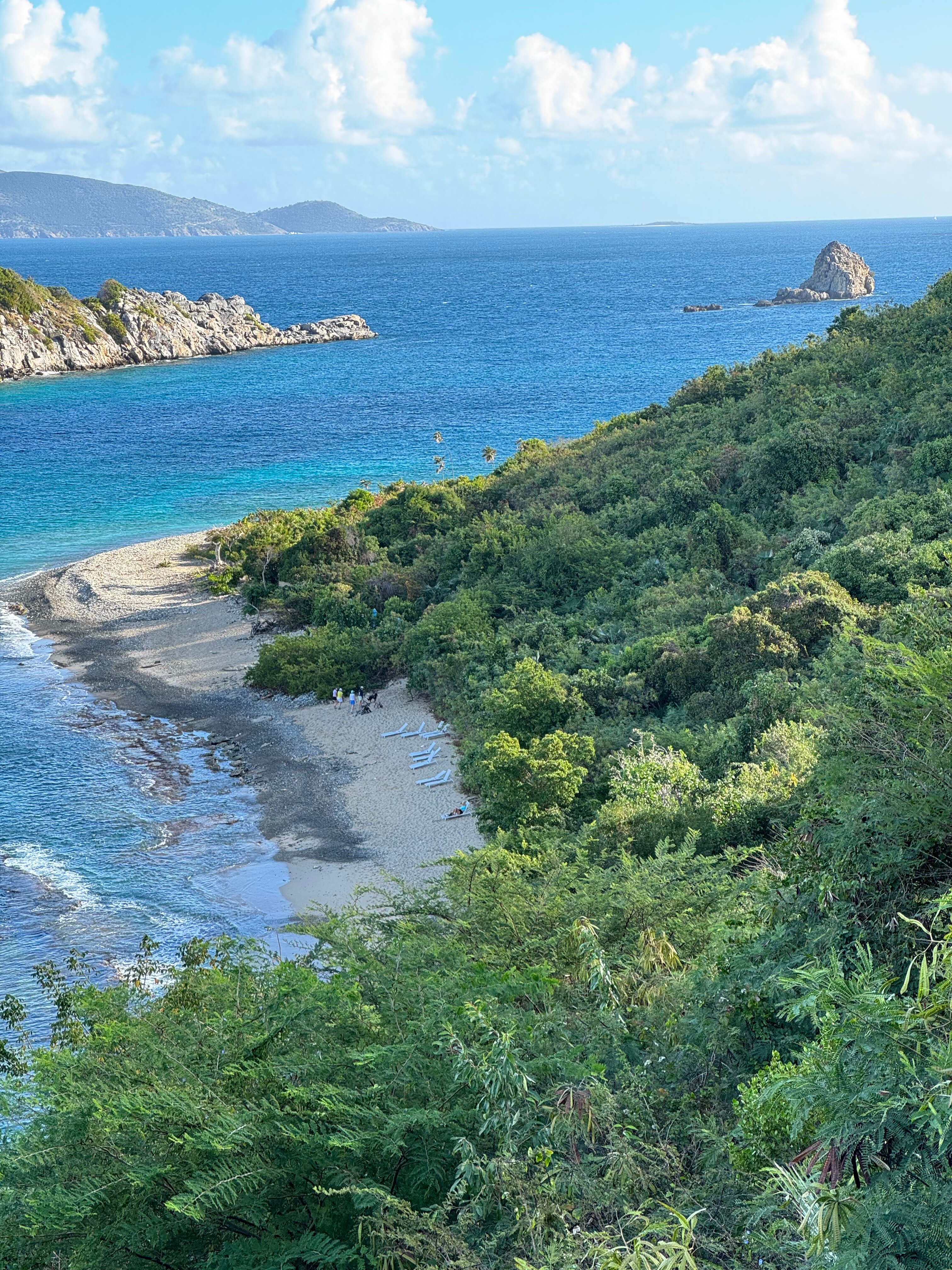 Lovango Resort + Beach Club-浴室