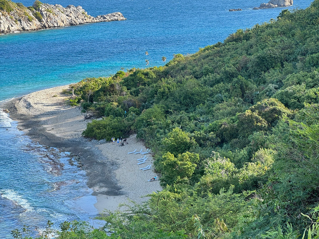 Lovango Resort + Beach Club主图