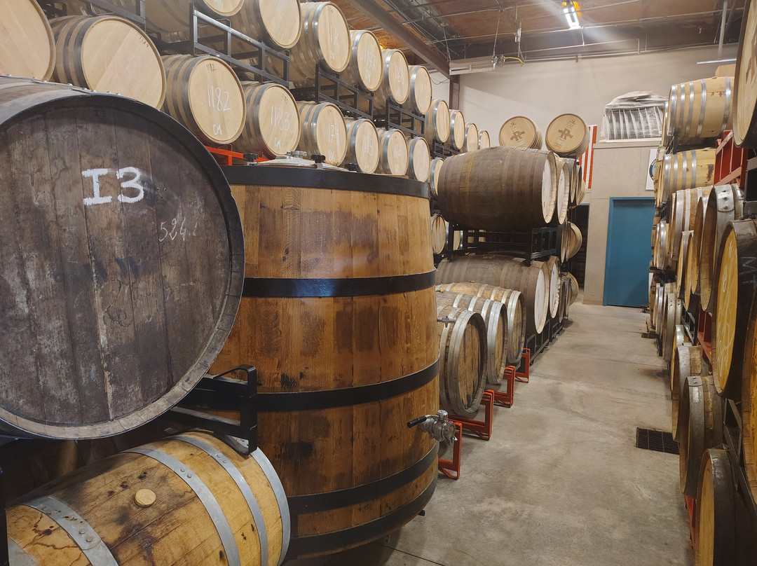 Ironroot Republic-丹尼森必去景点