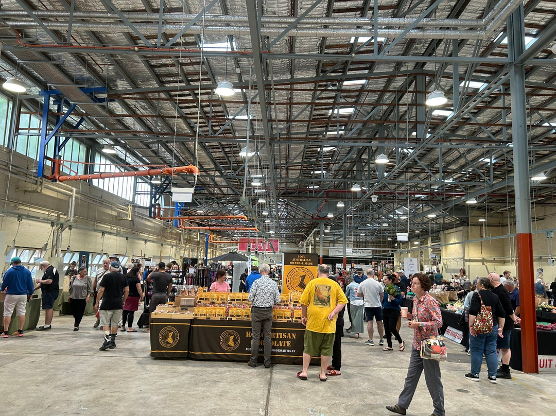 Old Bus Depot Markets-堪培拉必去景点