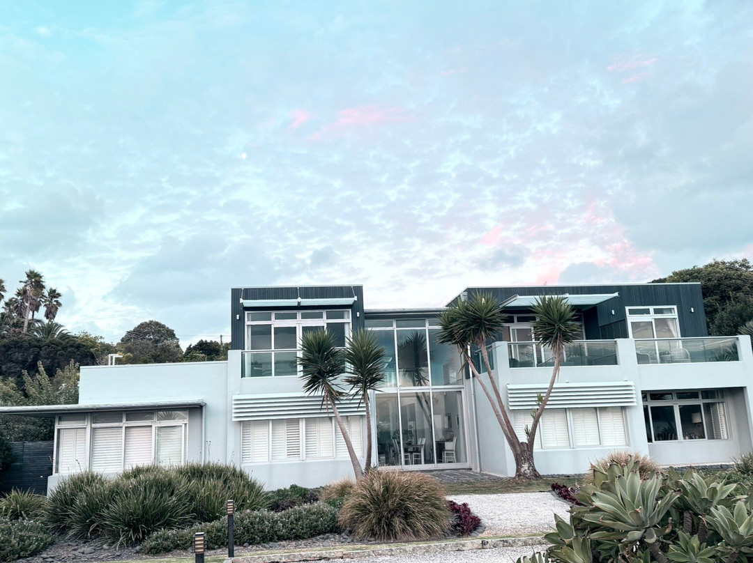 Waiheke Waterfront Lodge主图