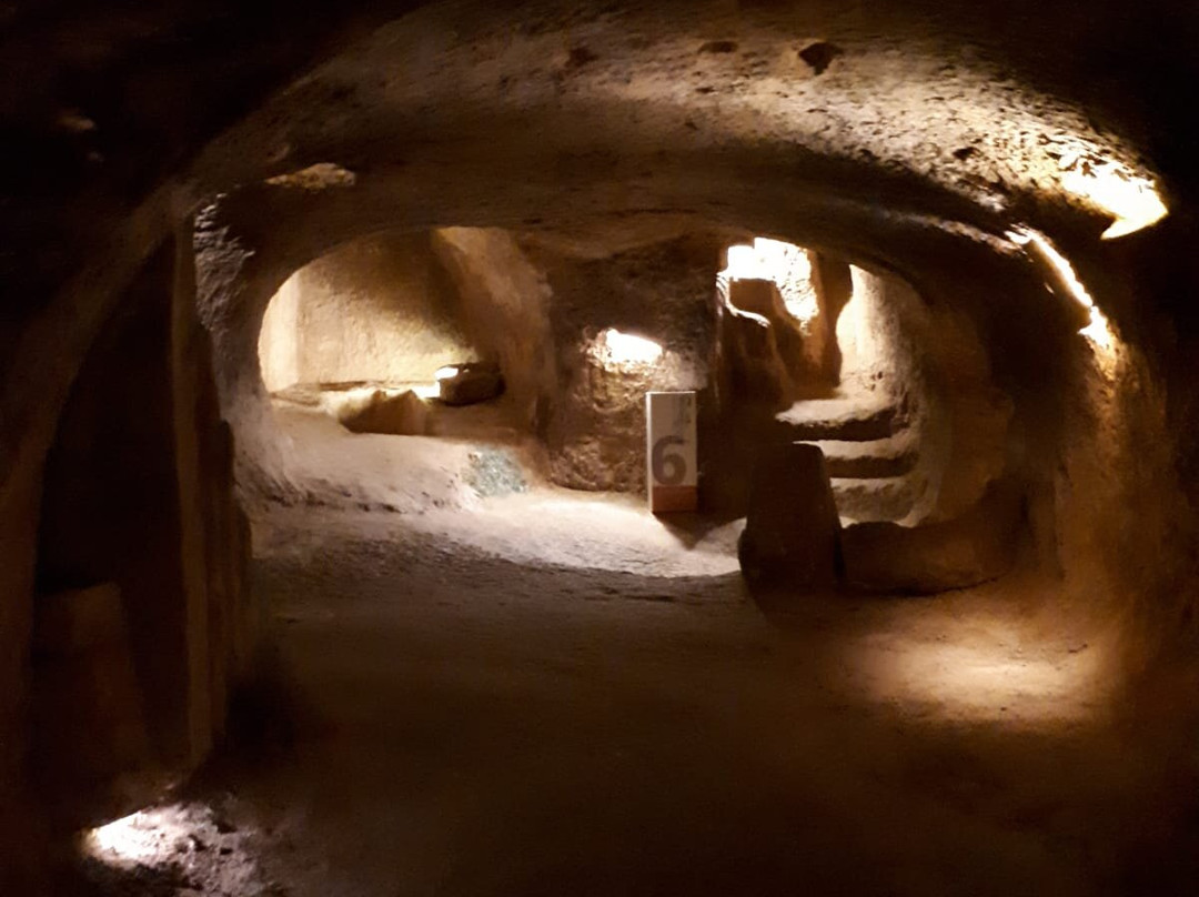 Cuevas de la Villa景点图片