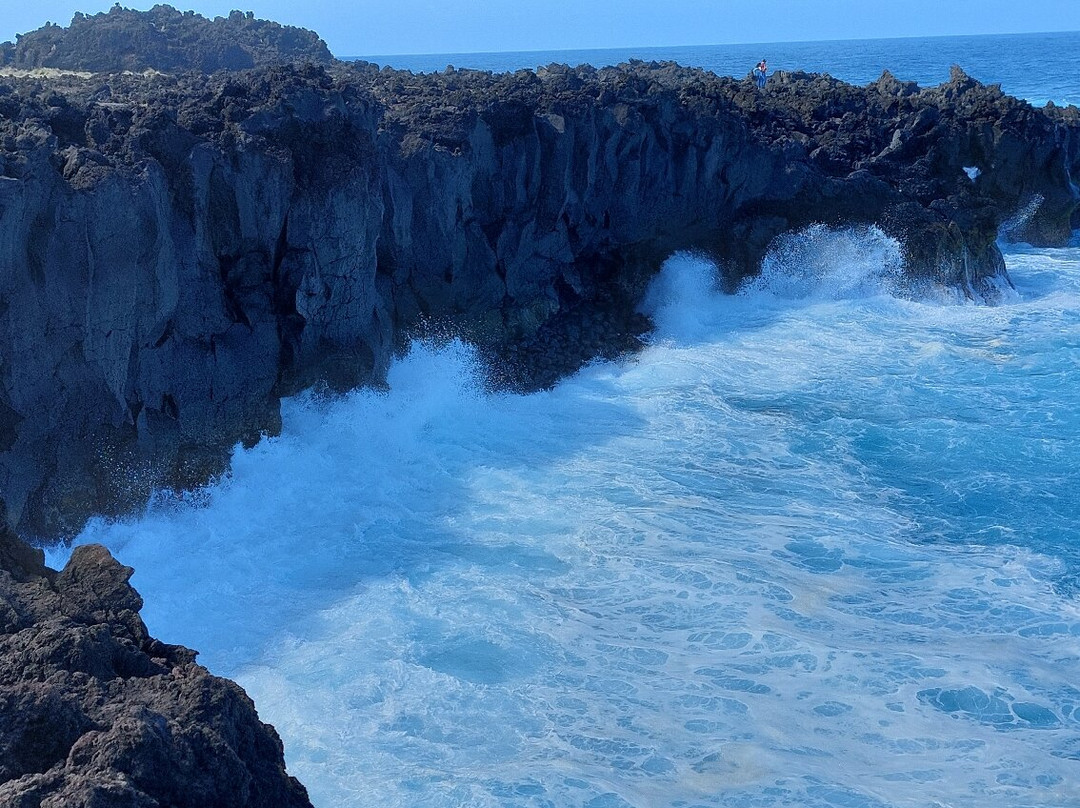 Ponta da Ferraria景点图片