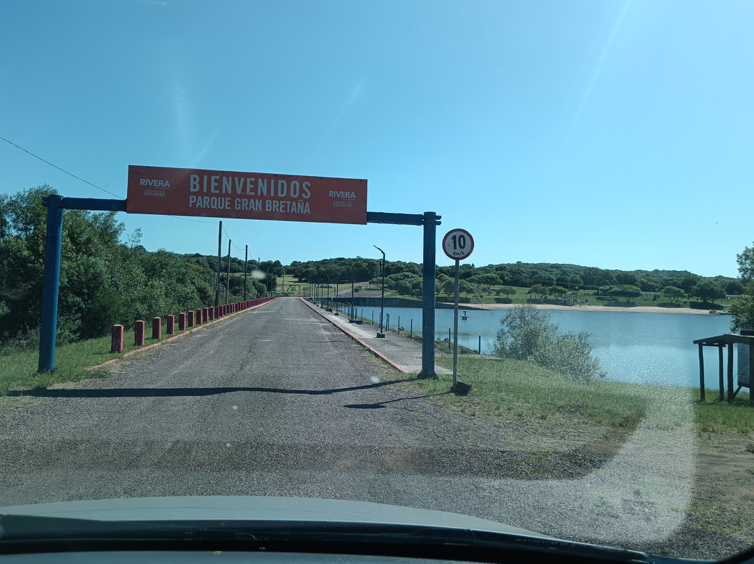 Parque Gran Bretana-Rivera必去景点