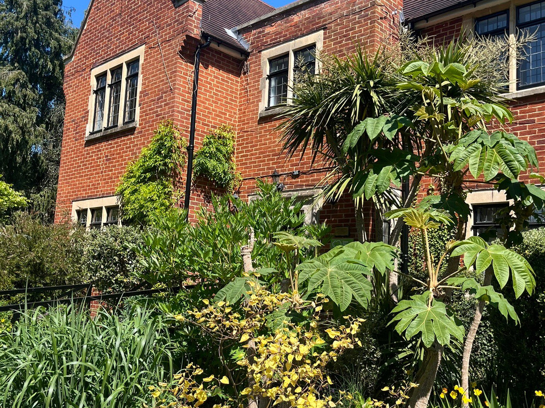 Cheslyn House & Gardens-沃特福德必去景点